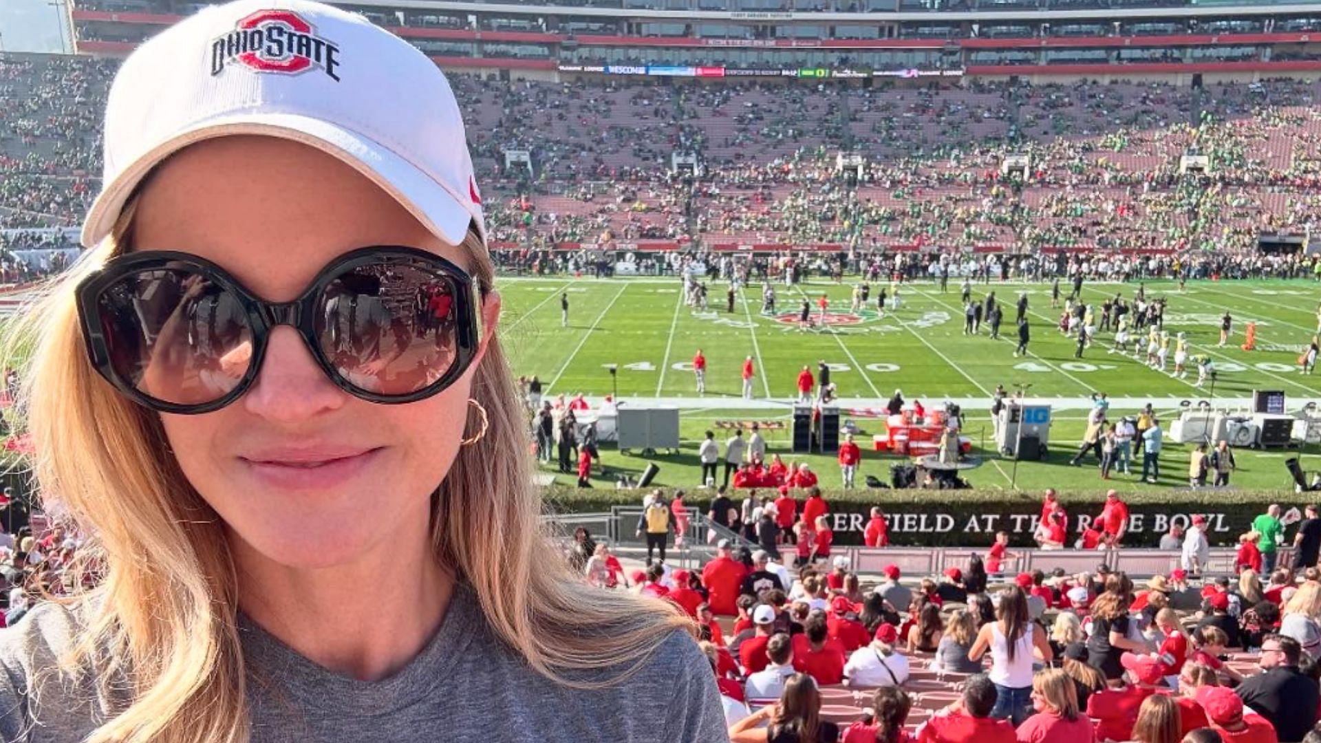 Kelly Sullivan as shown in the picture (Image via Instagram/@kellysullivanofficial)
